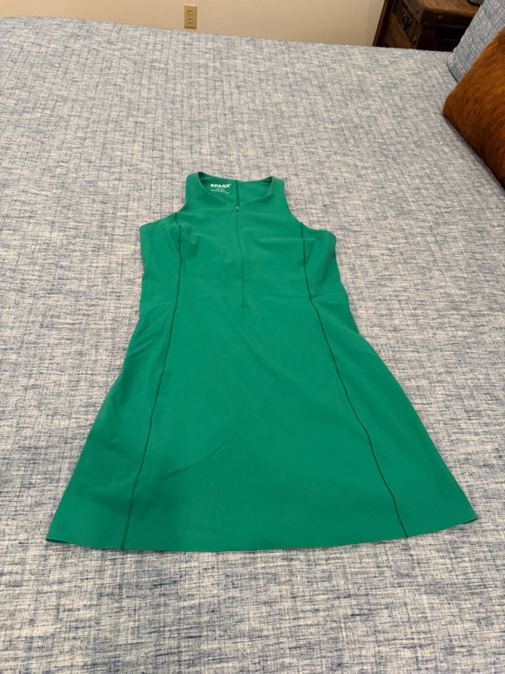 SPANX Emerald Green Sleeveless Dress with Front Zip